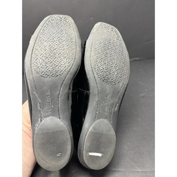 Clarks Artisan Women's Patent Leather Shoe Black Size 7 Wide‎ - Picture 7 of 8